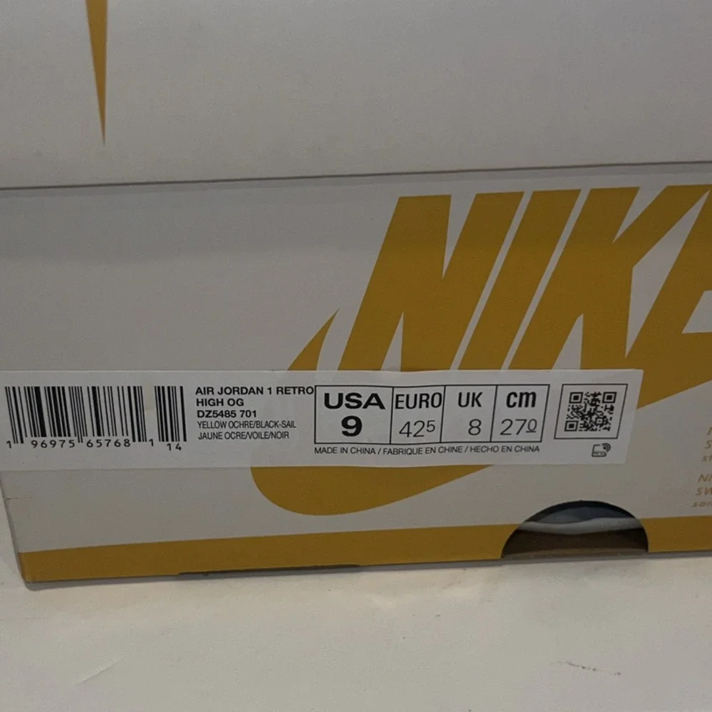 Nike Air Jordan 1 Retro OG High Top Lace Up Leather Sneaker Yellow DZ5485-701
